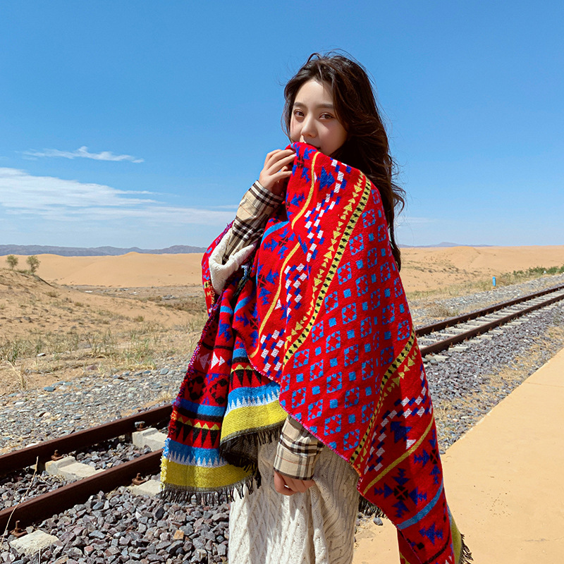 复古民族风围巾女秋冬旅行外搭披巾仿羊绒双面大方巾保暖防风披肩