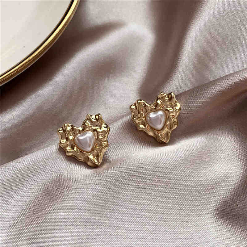 925 Silver Needle Love Pearl Sparkling Earring Temperament Wild Simple Hypoallergenic Sexy Earrings Wholesale Nihaojewelry display picture 5