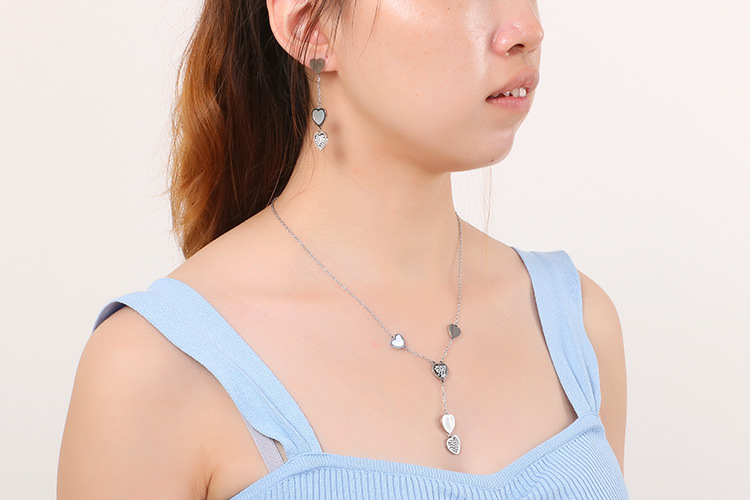 Korean temperament love titanium steel diamond necklace shell wild earrings set wholesale