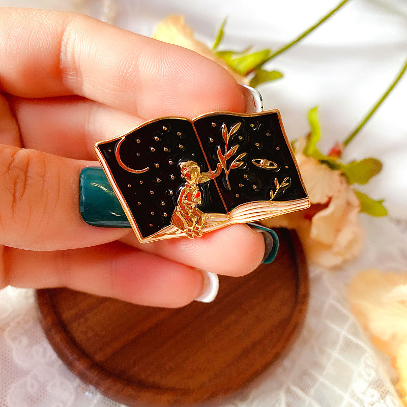 Retro Cartoon Character Alloy Enamel Inlaid Gold Unisex Brooches display picture 5