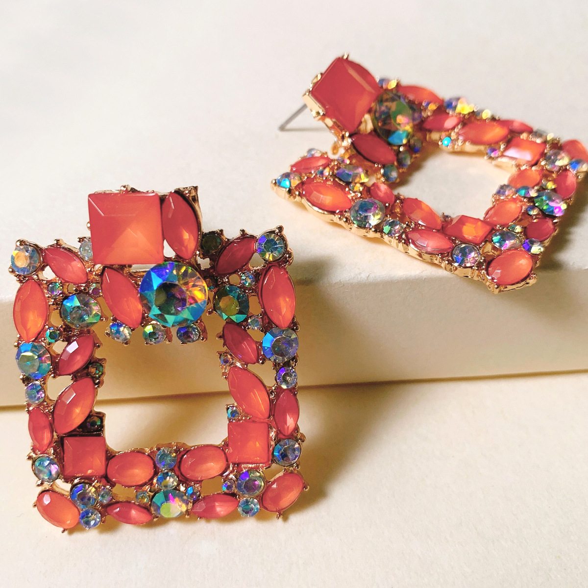 Fashion Geometric Diamond Alloy Earrings Ear Studs display picture 2