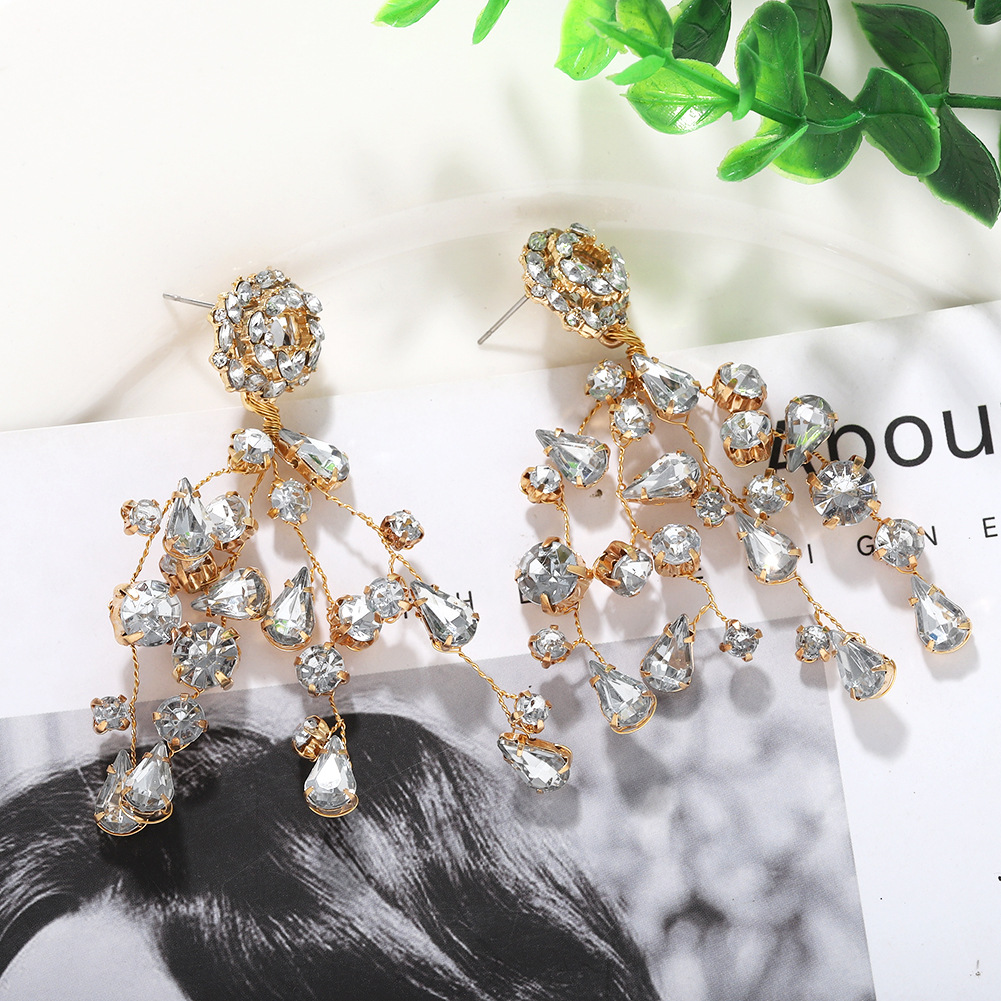 New Fashion Shiny Diamond Branch Earrings For Women Wholesale display picture 4