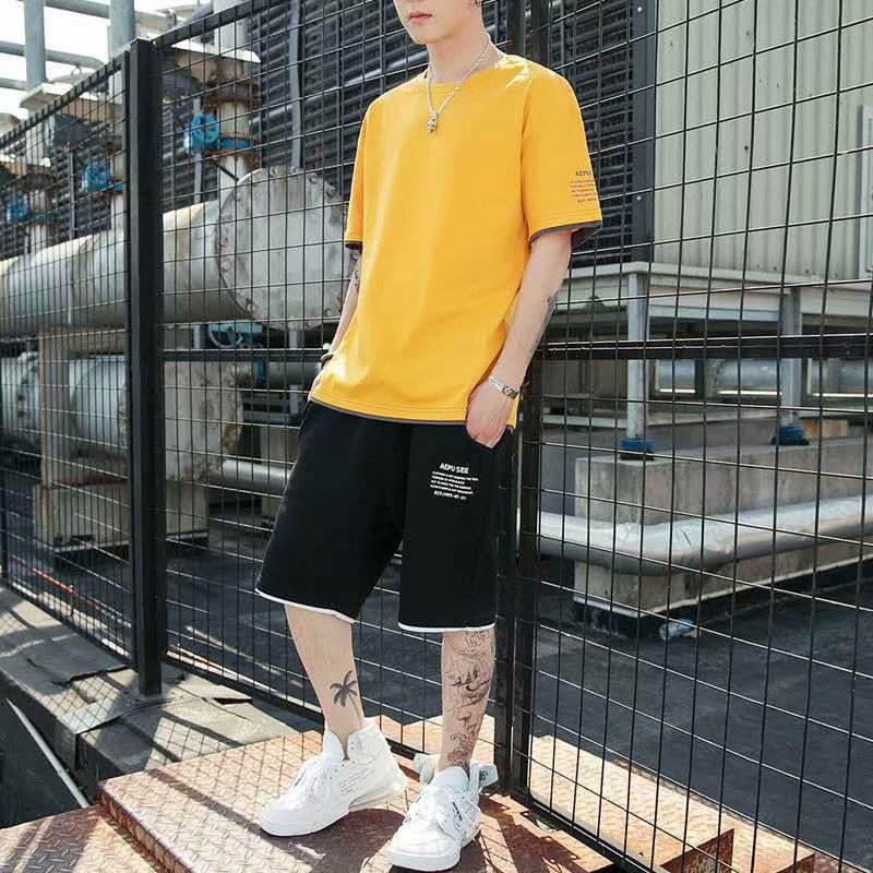[Traje] verano hombres casual nueva camiseta pantalones cortos de manga corta deportes sueltos ropa de clase superior estudiante de moda
