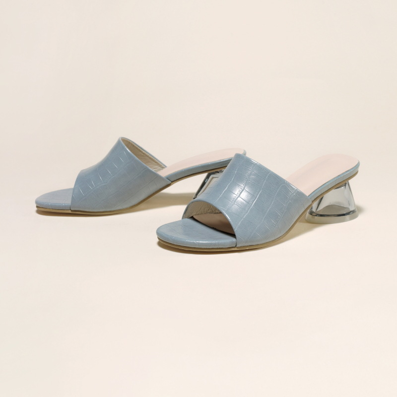 Crystal-heeled sandals Clear and stone-patterned square midheel slippers_voghion.com