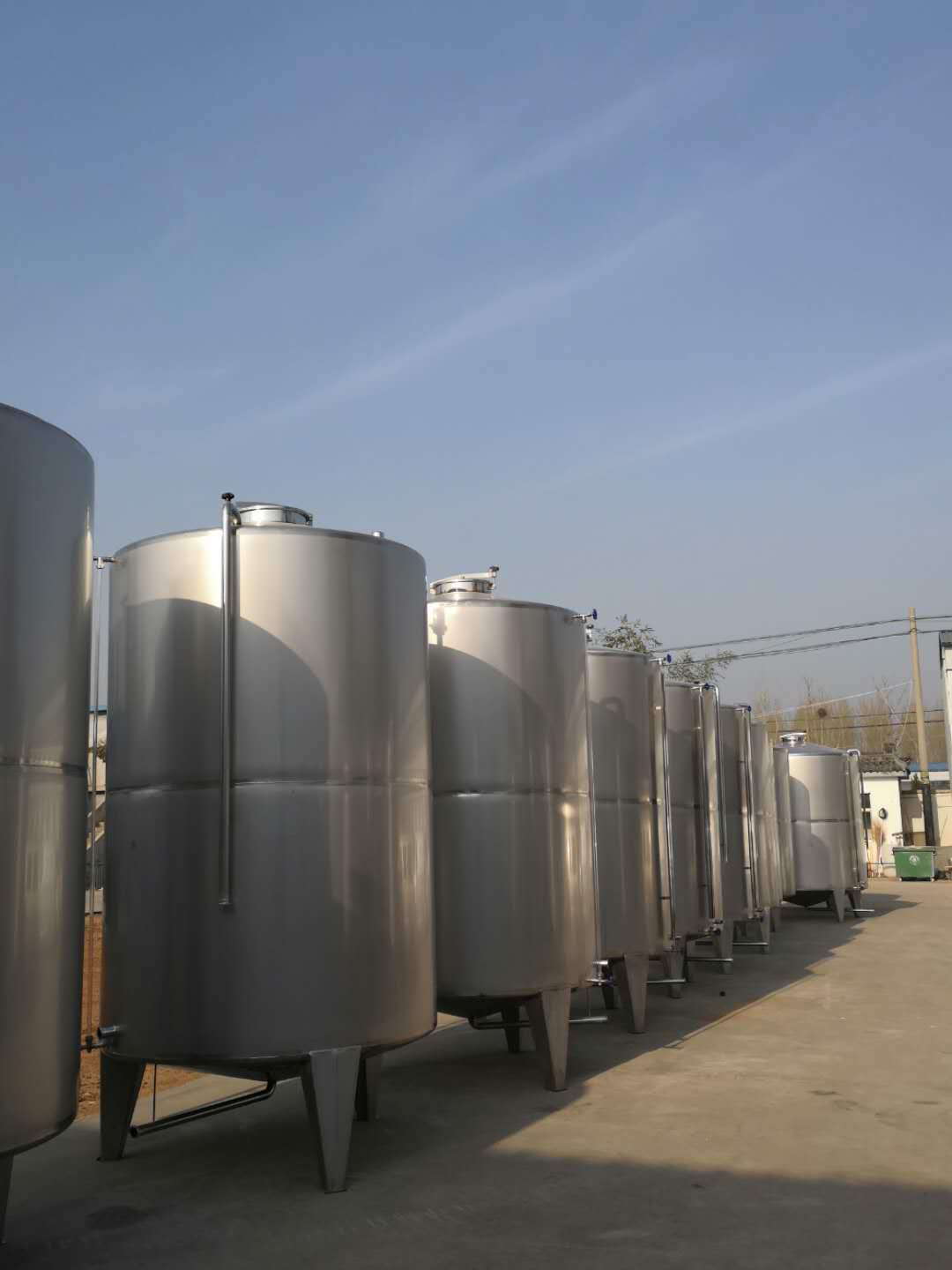 不銹鋼儲酒罐5T價格8600元