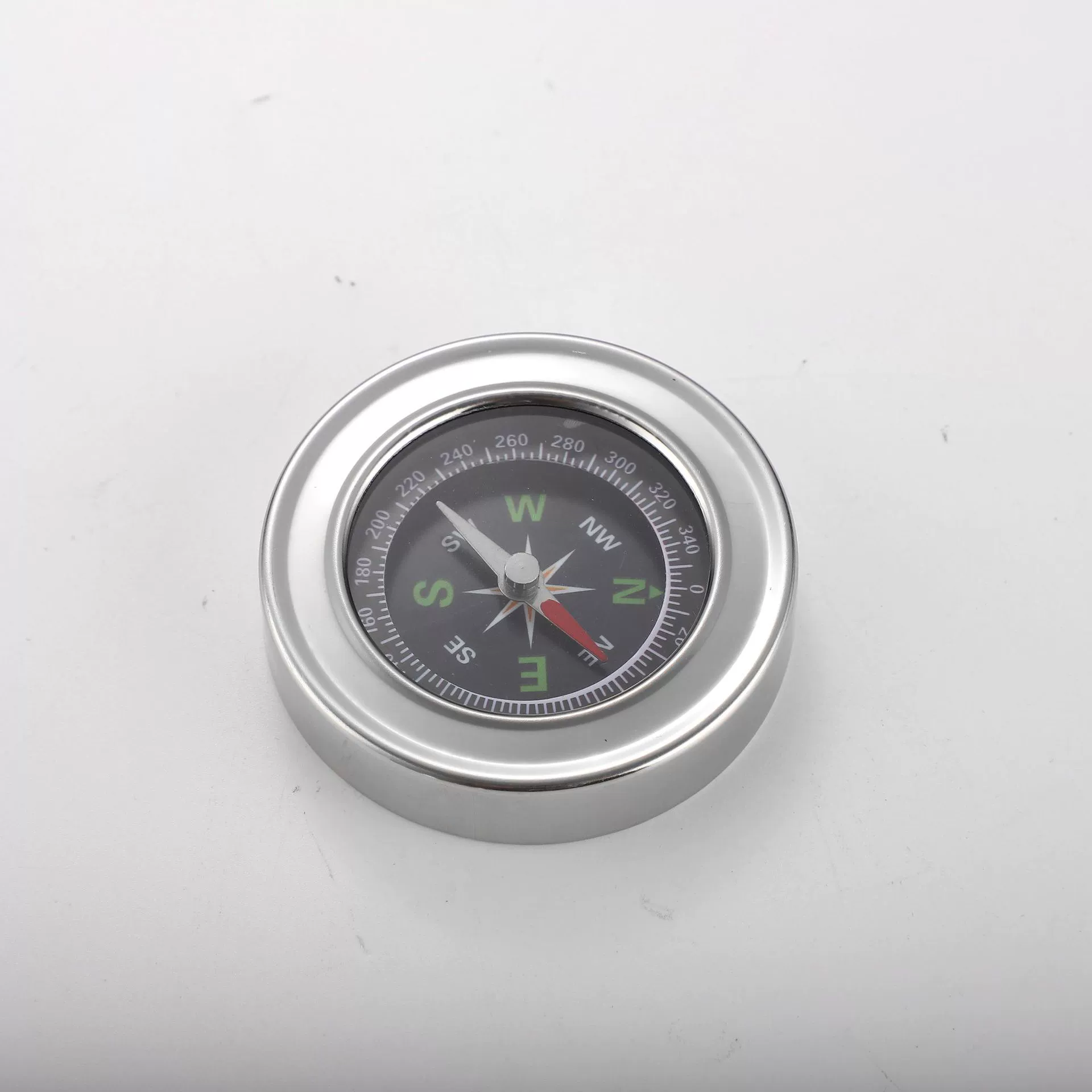 Производитель компаса Китайская и английская панель Открытый портативный мини-указатель 60 мм из нержавеющей стали металлический компас