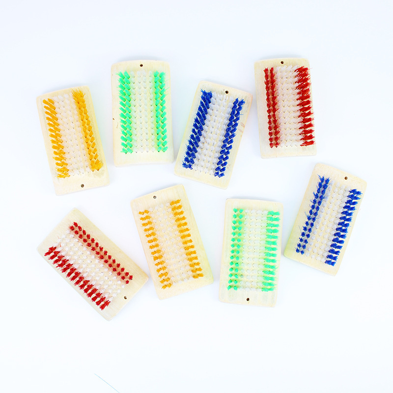 13679715372_797352843