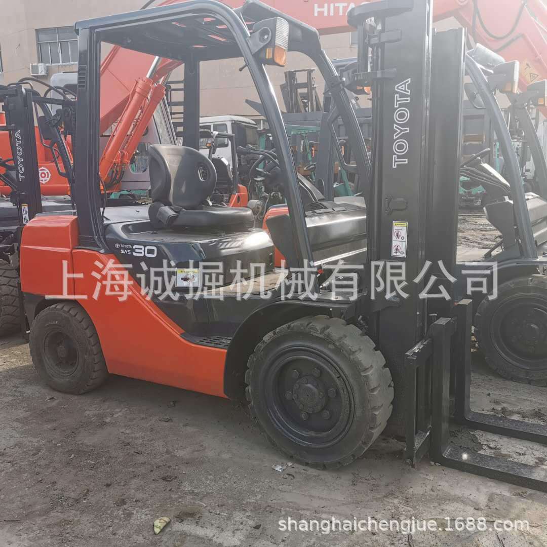 二手TOYOTA叉车30-8F叉车，标准配置，好试车