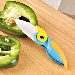Yangjiang ceramic folding knife parrot folding knife household mini fruit knife portable knife fashion gift knife