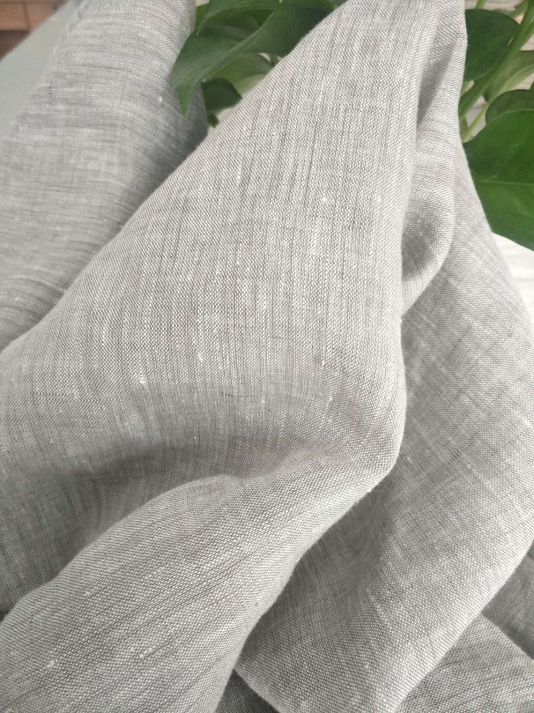 纯亚麻浅灰色窗帘面料 亚麻软装面料 出口亚麻布 砂洗酵素洗麻布