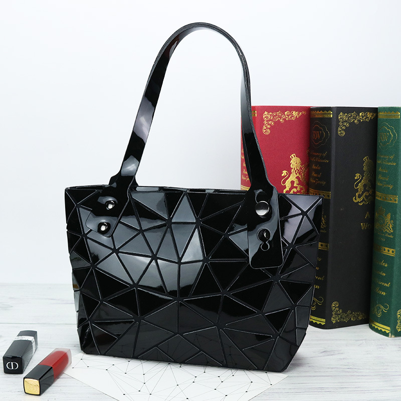 Pearl black