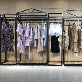 依秀维妮折扣大码裙 22春欧美波点高腰显瘦中袖连衣裙品牌折扣女