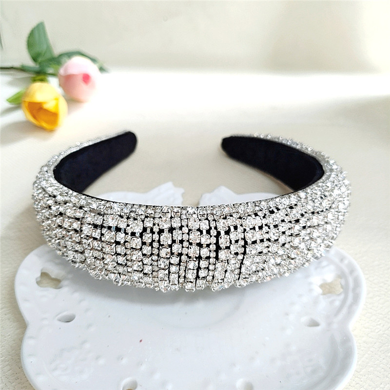 New Fashion Alloy Full Diamond Headband Hair Accessories Wholesale Nihaojewelry display picture 9