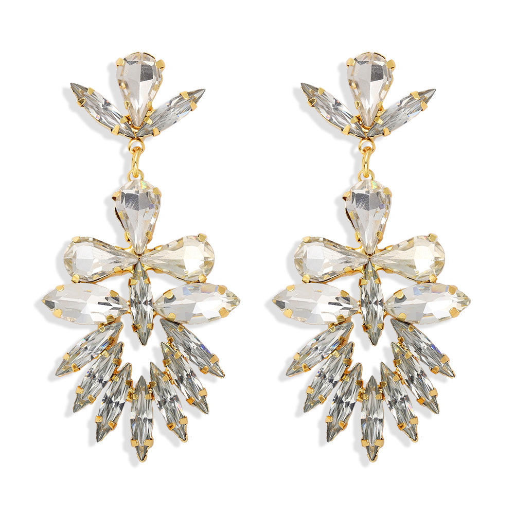 Fashion Leaf Colored Diamond Exaggerated Luxury Trendy Temperament Star Wild Hand-clamped Diamond Full Diamond Earrings Wholesale Nihaojewelry display picture 20