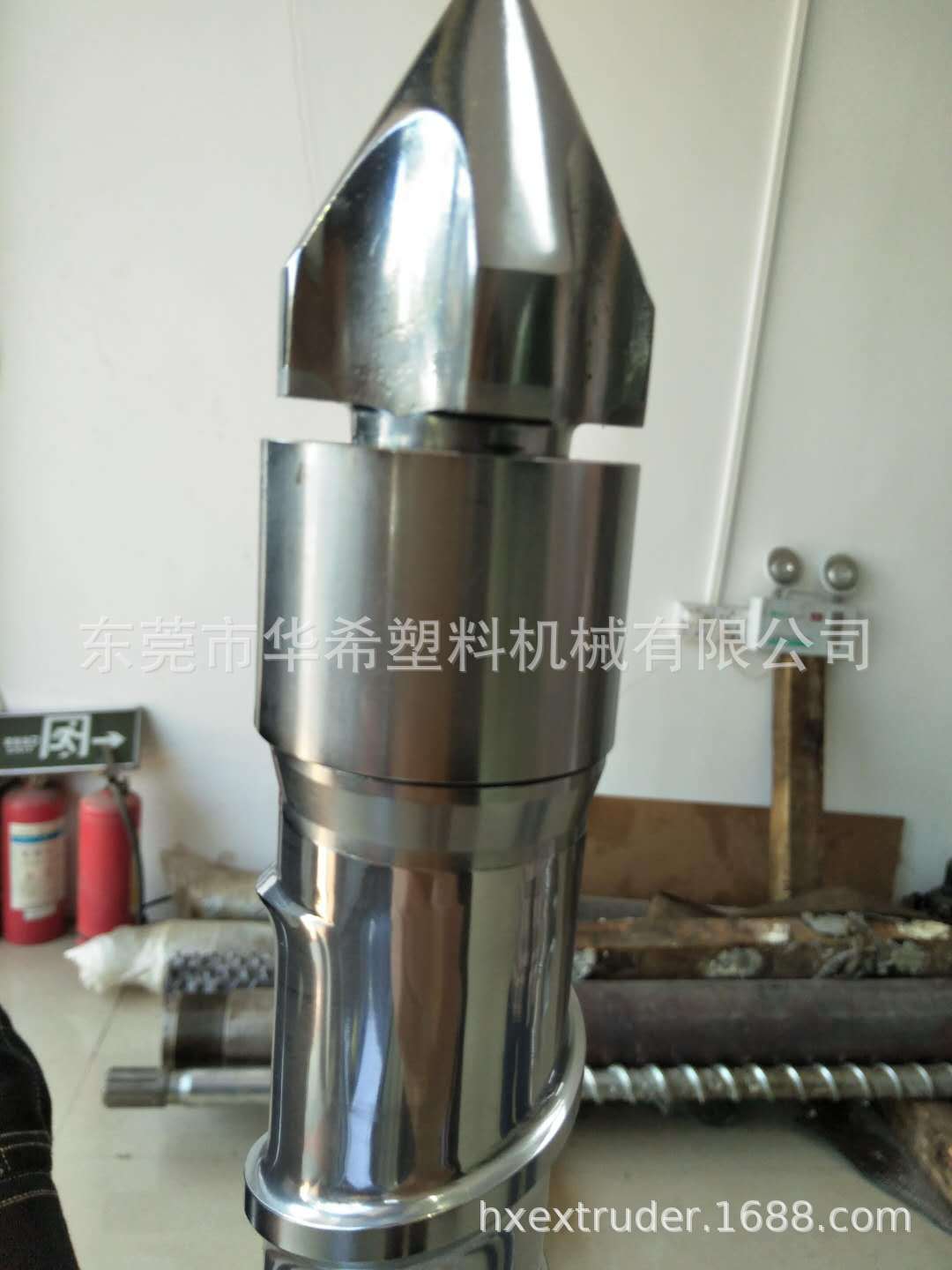 高品质双合金住友机100T-φ38注塑机螺杆