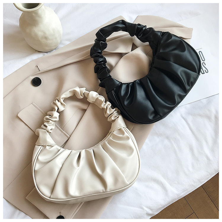 Women's Small All Seasons Pu Leather Solid Color Fashion Dumpling Shape Magnetic Buckle Underarm Bag display picture 6