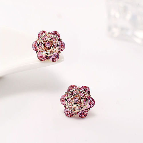 Korean Anti-Exposure Rose Flower Small Brooch for Cardigan Collars, Crystal Collar Pin, Women's Blouse Collar Clip – Creative Accessory