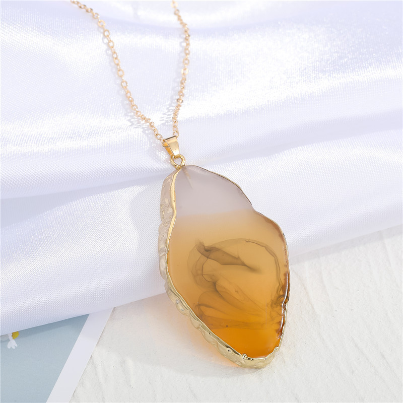 exaggerated personality imitation agate rough resin necklace
