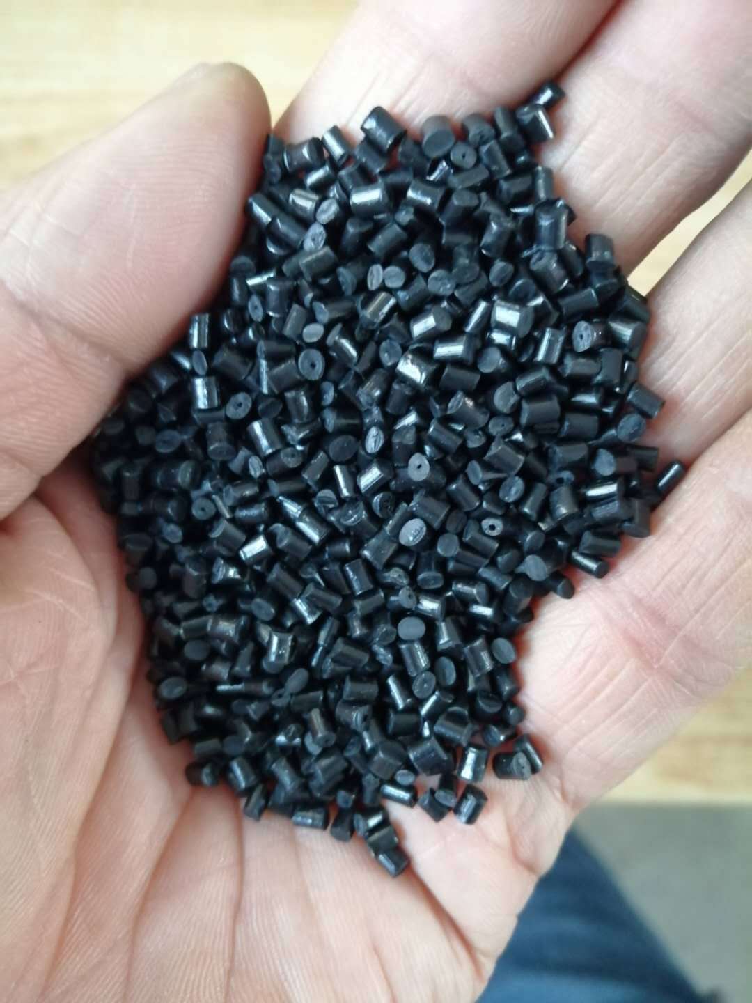 冲击20黑色ＡＢＳ颗粒注塑级全新料耐热耐高温