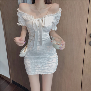 One shoulder slim fit with elastic bubble sleeve dress