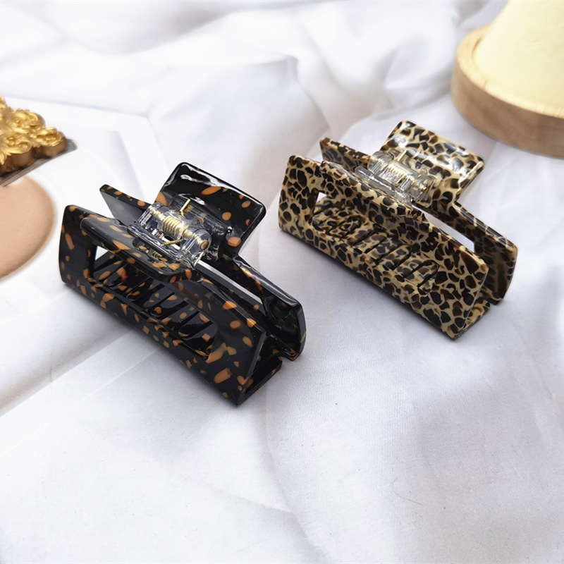 Leopard Pattern Women's Simple Style Leopard Acetic Acid Sheets Hair Claws