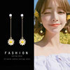 Fresh earrings solar-powered, flowered, simple and elegant design