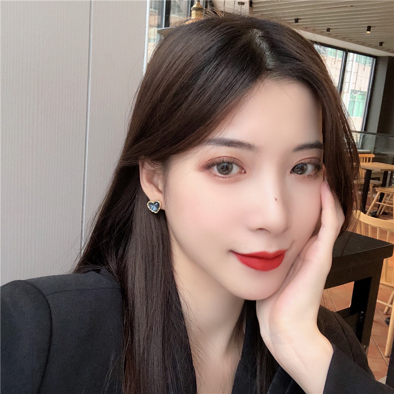 5g Weight Earrings Classification 1 Pair Quantity Daily Occasion Alloy Material Heart Shape Pattern Women'S Gender Plating Design Simple Style Style 1 Pair Simple Style Heart Shape Alloy Plating Women's Earrings 3