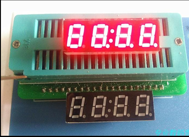 0.28英寸四位时钟14脚高亮红色数码管 共阴2481AS 共阳2481BS