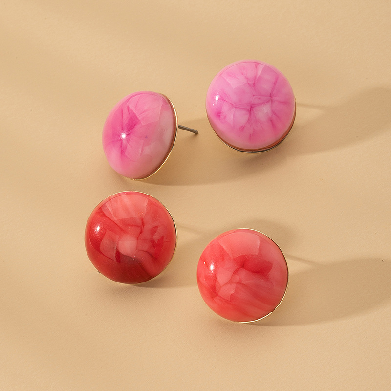 Korean Simple Fashion Resin Earrings Trend Wholesale Nihaojewelry display picture 4