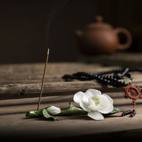 Dehua manufacturer tea ceremony incense burner line incense hand-kneaded ceramic flower incense seat Zen decoration living room bedroom Zen incense