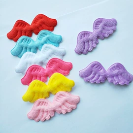 服装饰品;无纺布袋;饰品配件