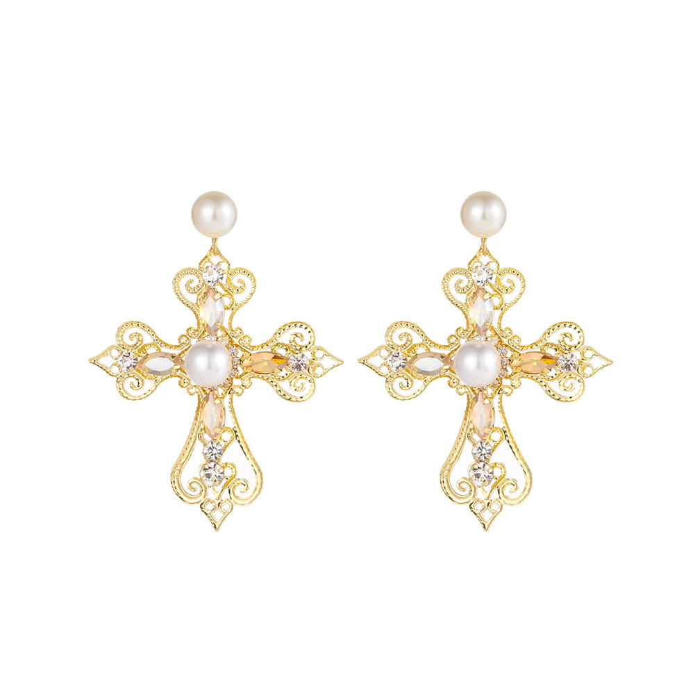 53155 Européen Et Américain Célèbre Croix Strass Boucles D'oreilles Vintage Cour Modèle Style Creux Tout-match Et Frais Boucles D'oreilles display picture 9