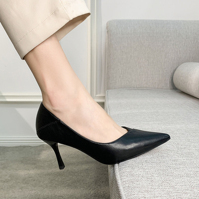 黑色高跟鞋女细跟2021春秋新款尖头单鞋猫跟浅口软皮职业工作鞋ol|ru