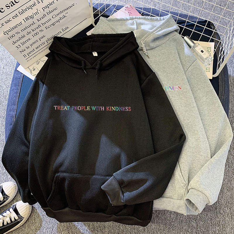 秋冬新款运动衫彩色TREAT PEOPLE WITH KINDNESS 印花连帽卫衣|ru