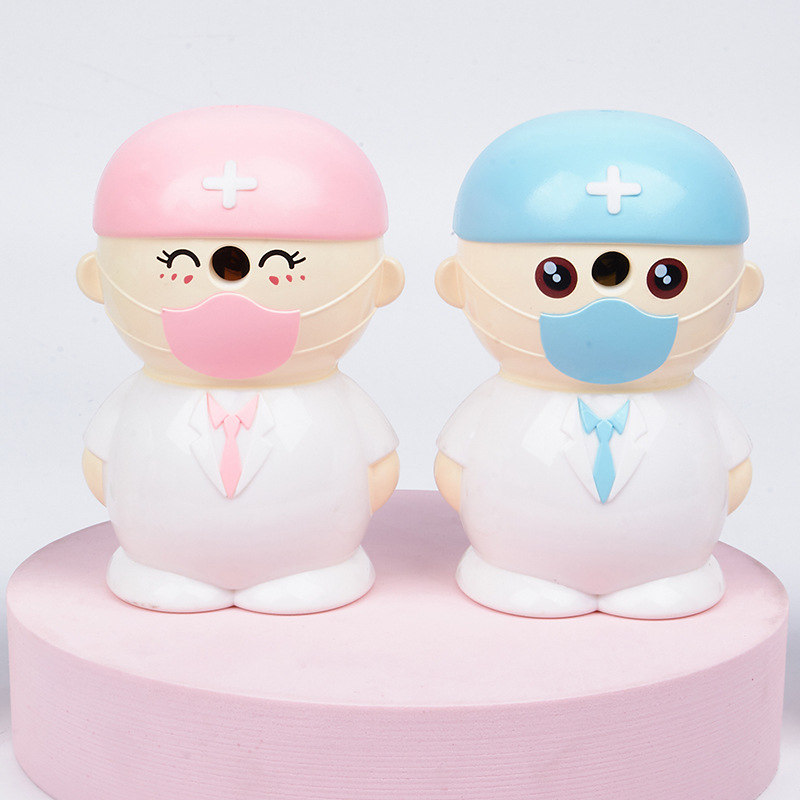 7815 Sacapuntas de lápiz de corazón de médico Sacapuntas de lápiz de dibujos animados de moda de estudiante núcleo de cuchillo de acero de aleación Sacapuntas de lápiz de manivela