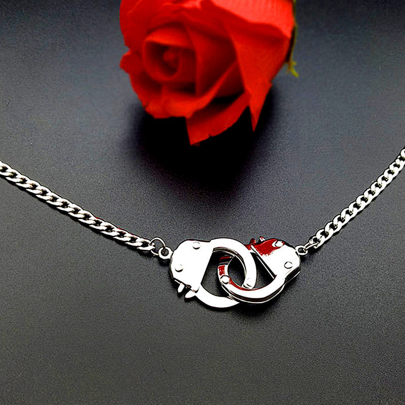 Men's small necklace titanium ins hip-hop punk Japanese and Korean stainless steel handcuff neck ornament_voghion.com