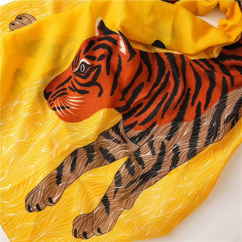 Hot Selling Fashion Leopard Print Sunscreen Shawl Silk Scarf Wholesale display picture 6