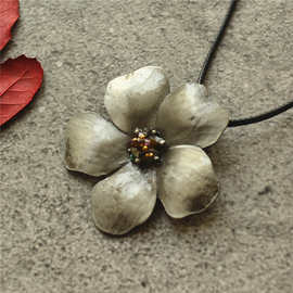 韩国复古古银做旧花朵彩石胸针长款项链 毛衣链 跨境新品