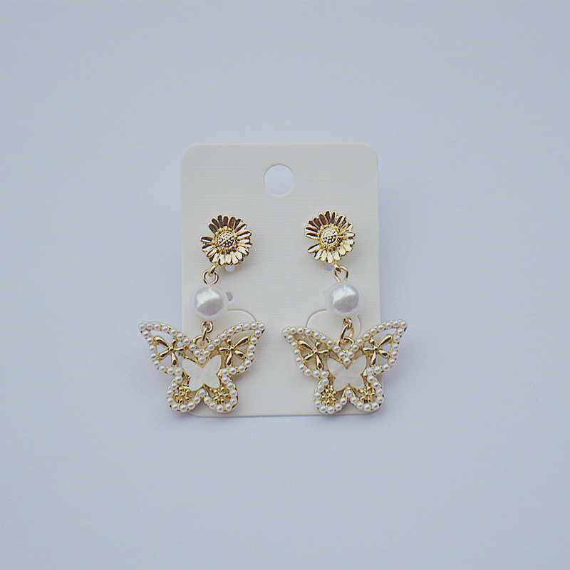 10g Weight Artificial Gemstones Inlay Material Earrings Classification Housewarming, Anniversary, Business, Wedding, Travel, Birthday, Festival Occasion Alloy Material Butterfly Pattern Women'S Gender Fashion Style S925 Silver Needle Butterfly Sweet Pearl Earrings 4