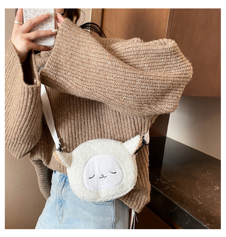 Femmes Petit Hiver Peluche Mignon Sac D'épaule display picture 5