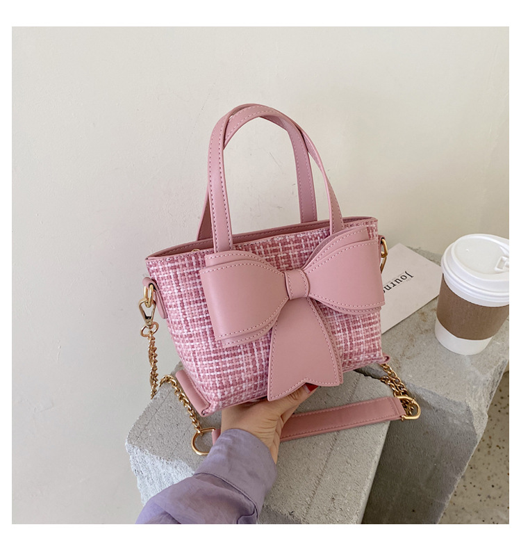 New Summer Fashion Bow-knot Plaid Korean Wild Woven Chain One-shoulder Messenger Handbag For Women display picture 3