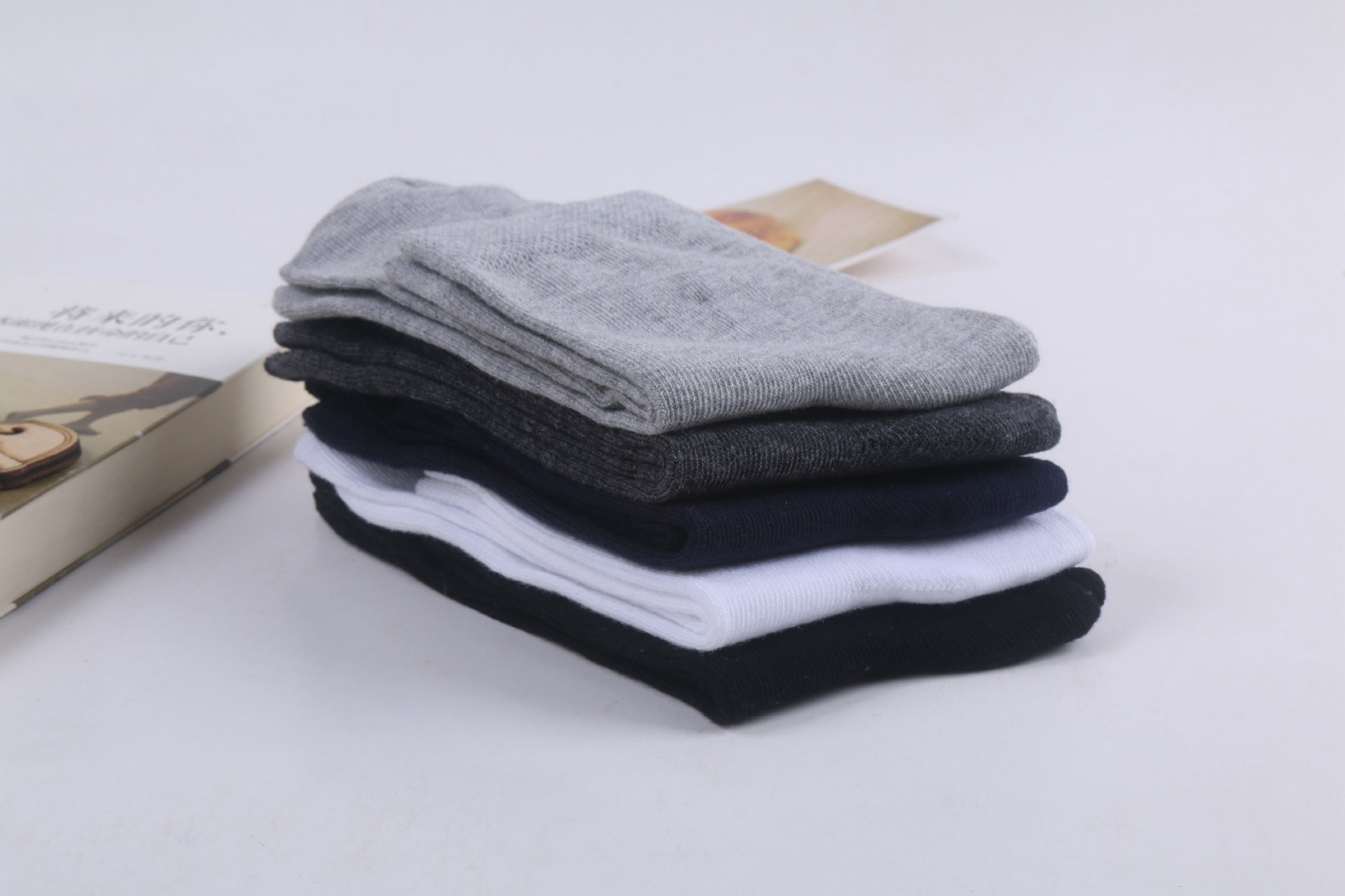 Simple Solid Color Sweat-absorbent Breathable Cotton Stockings Wholesale Nihaojewelry display picture 3