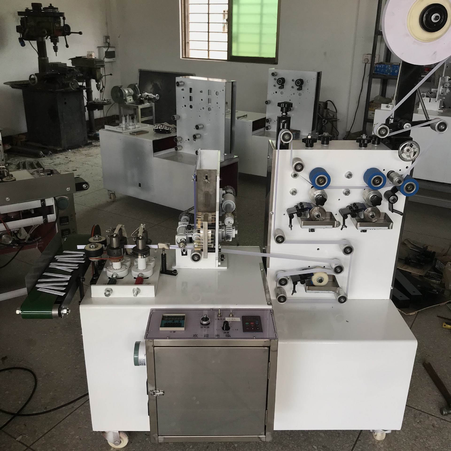 我厂专业生产牙签机设备，速度快废品小易操作价格优惠