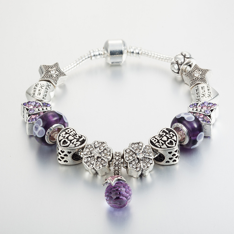 Bracciale in perle di vetro viola con charm farfalla_voghion.com