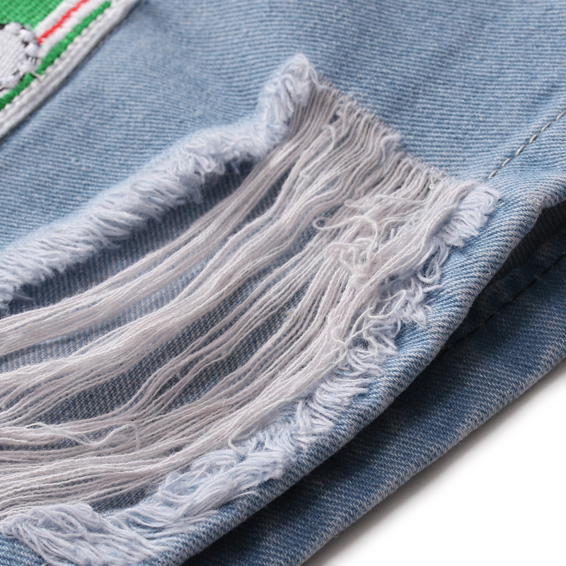 Foreign trade summer explosion men's fashion denim hole embroidered label shorts Europe and the United States loose straight jeans 19 Foreign trade summer explosion men's fashion denim hole embroidered label shorts Europe and the United States loose straight jeans 12