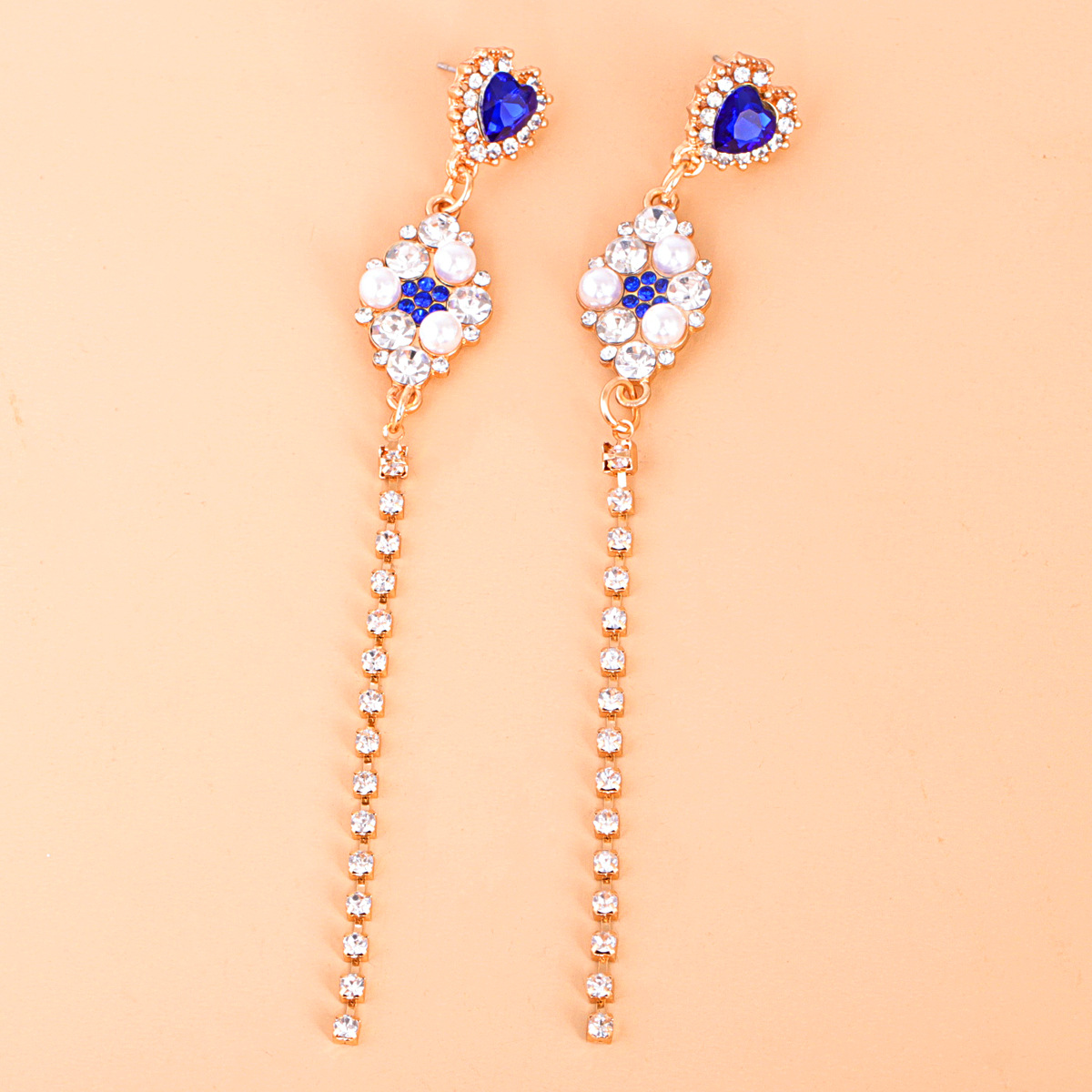 Tassel Inlaid With Full Diamond Earrings display picture 6