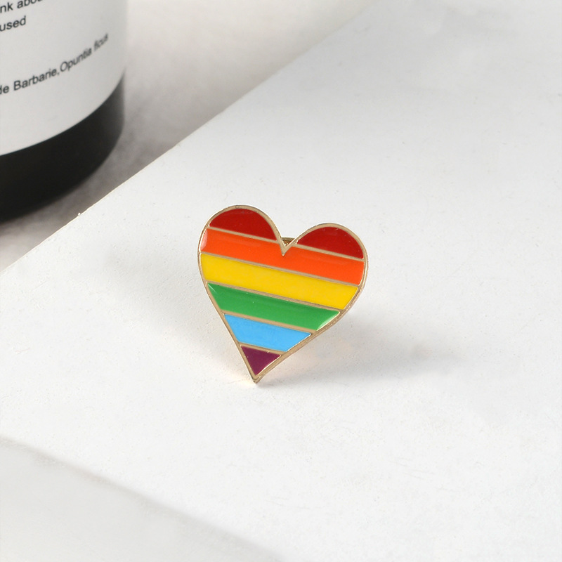 Fashion Rainbow Heart Shape Alloy Stoving Varnish Unisex Brooches display picture 5