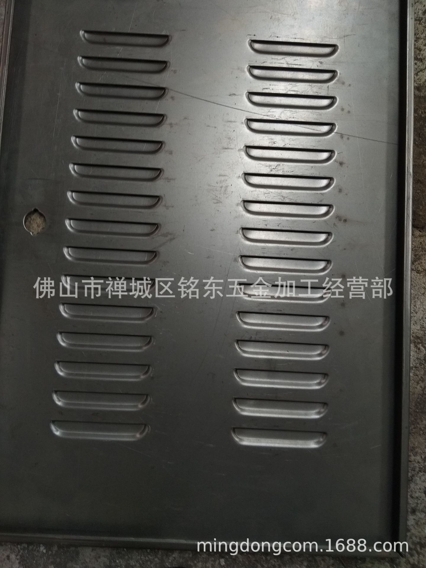 数控冲孔加工定做 冲网孔 过滤板加工 机箱加工定做 钣金加工定做