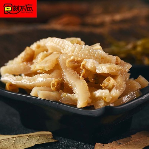 Eat at every moment, never forget the vegetarian tripe. Source of production, spicy and spicy vegetarian tripe. Hunan-style leisure food wholesale.