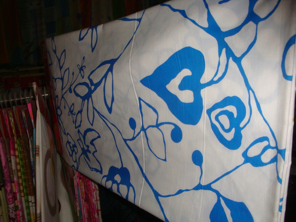 涤纶家纺面料 家纺枕芯面料 磨毛平纹春亚纺 服装里布 厂家直销